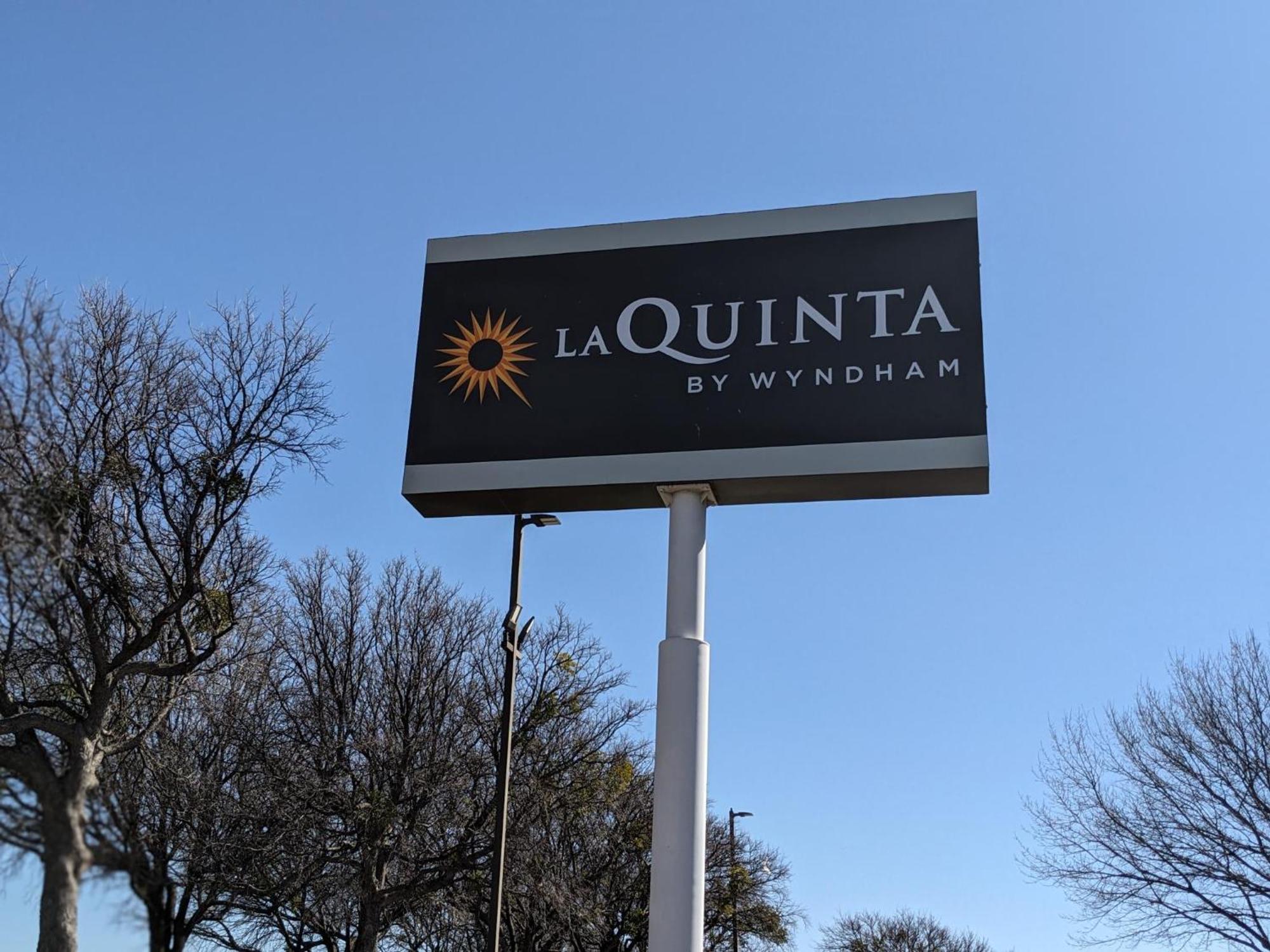 Hotel La Quinta By Wyndham Dallas Dfw Airport North Irving