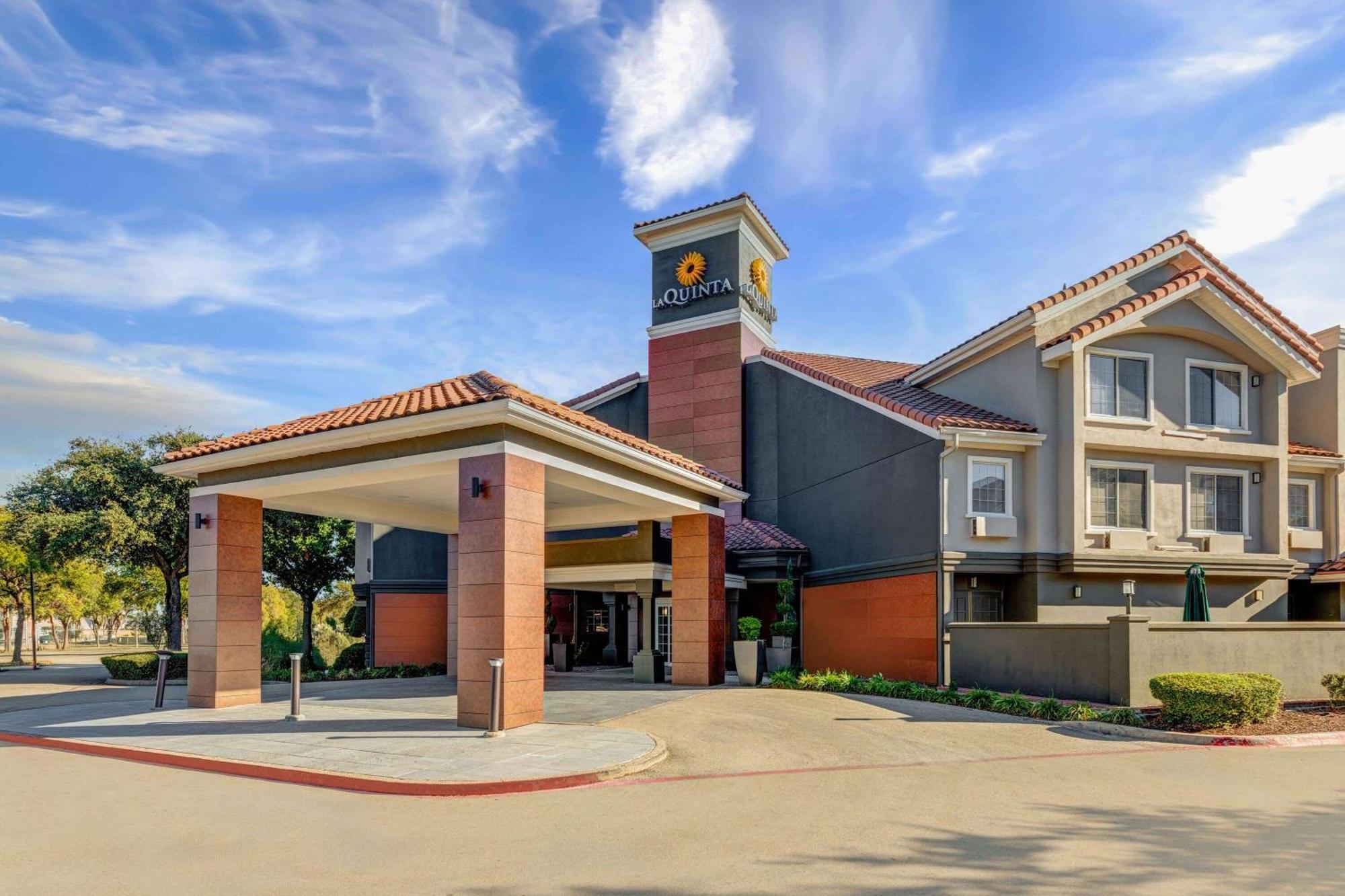 Hotel La Quinta By Wyndham Dallas Dfw Airport North