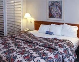La Quinta By Wyndham Dallas Dfw Airport North Hotel