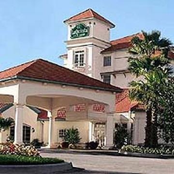 Hotel La Quinta By Wyndham Dallas Dfw Airport North 3*