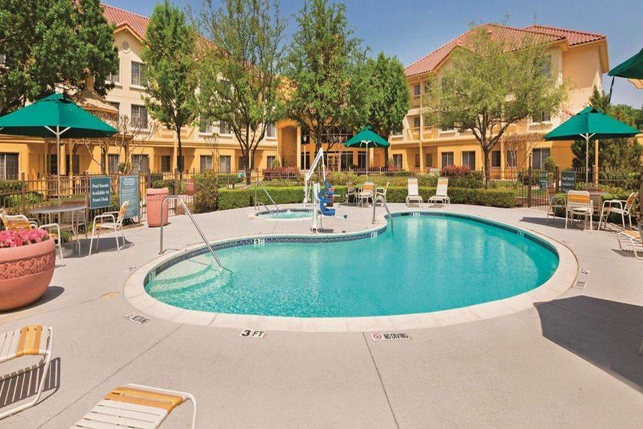 La Quinta By Wyndham Dallas Dfw Airport North 3* Irving