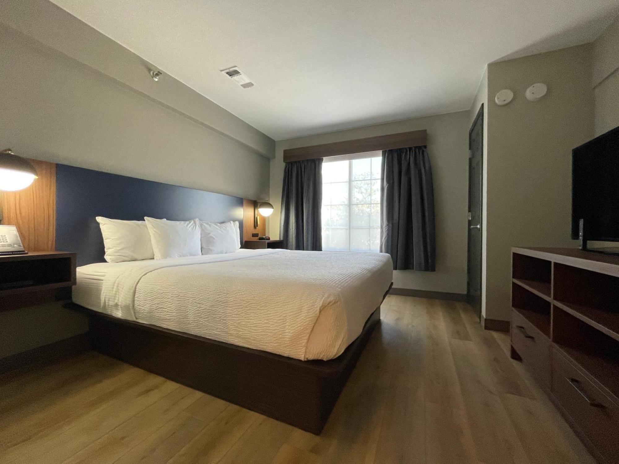 Hotel La Quinta By Wyndham Dallas Dfw Airport North